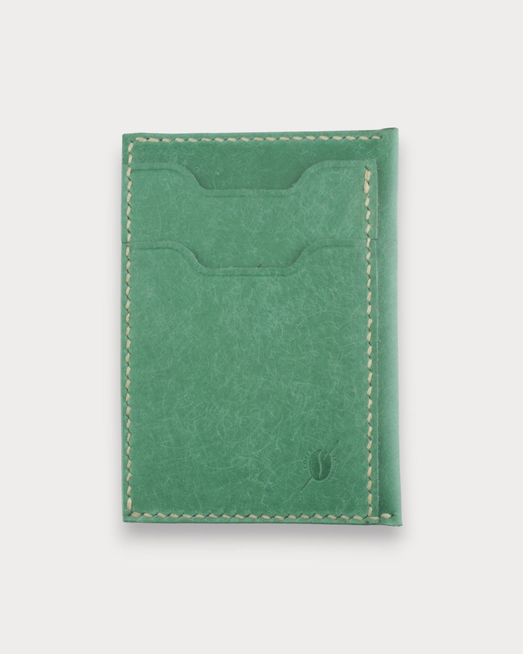 Handgefertigtes minimalistisches Lederkartenetui – Café Noir