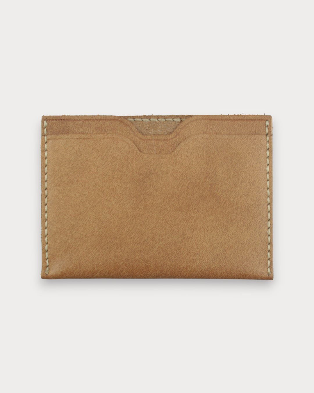 Handgefertigtes minimalistisches Lederkartenetui – Café Noir