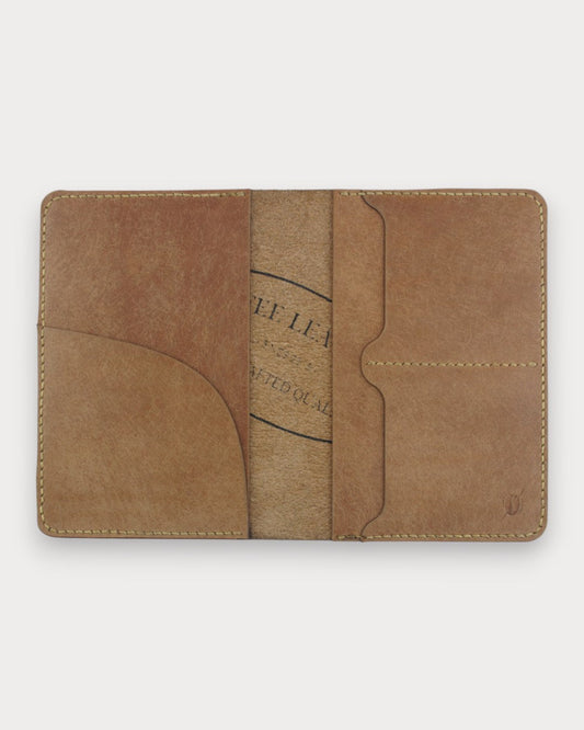 Handgefertigte Passhülle aus echtem Leder – Blend